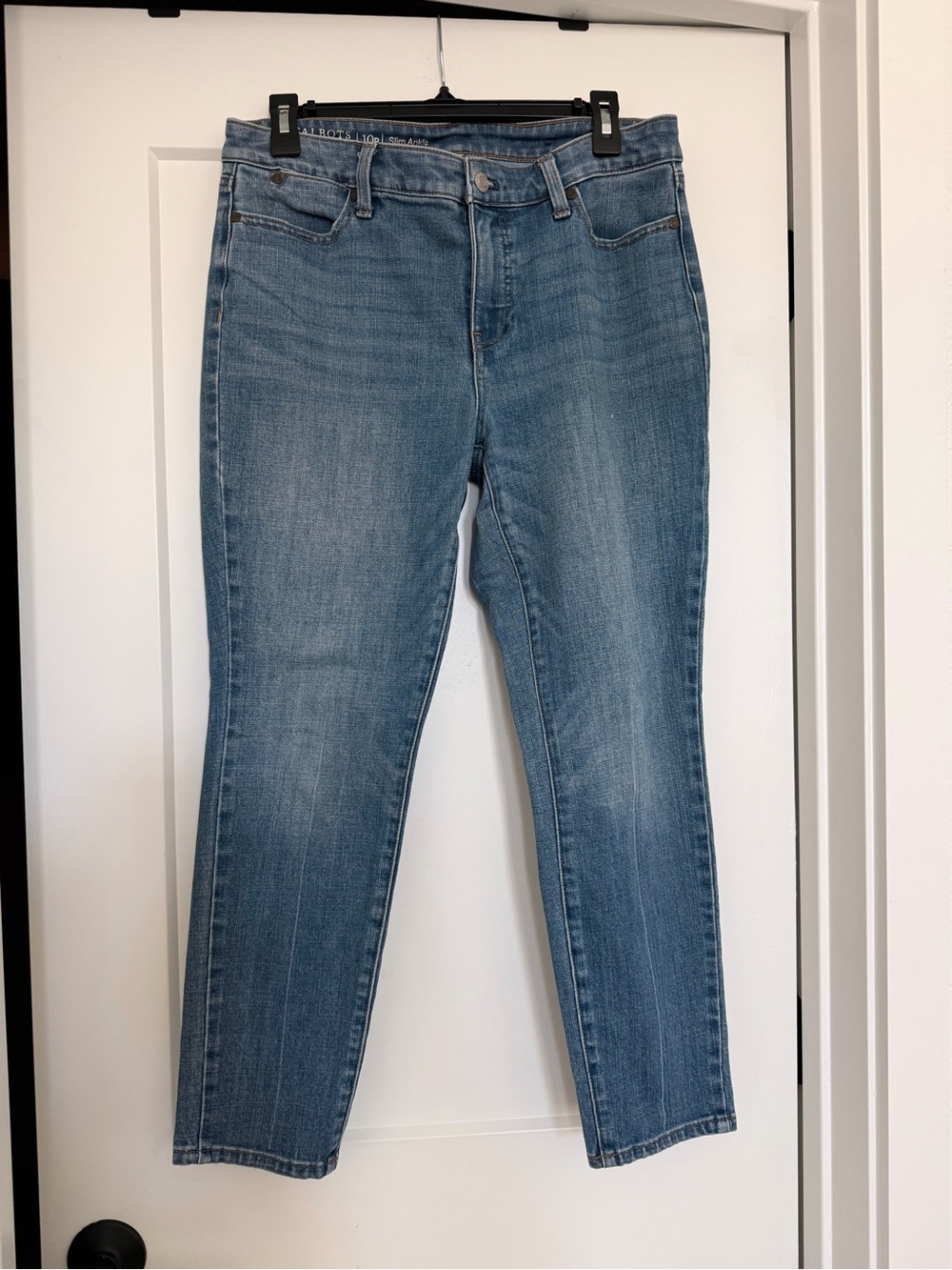 Talbots Women’s Light Blue Straight Leg Jeans